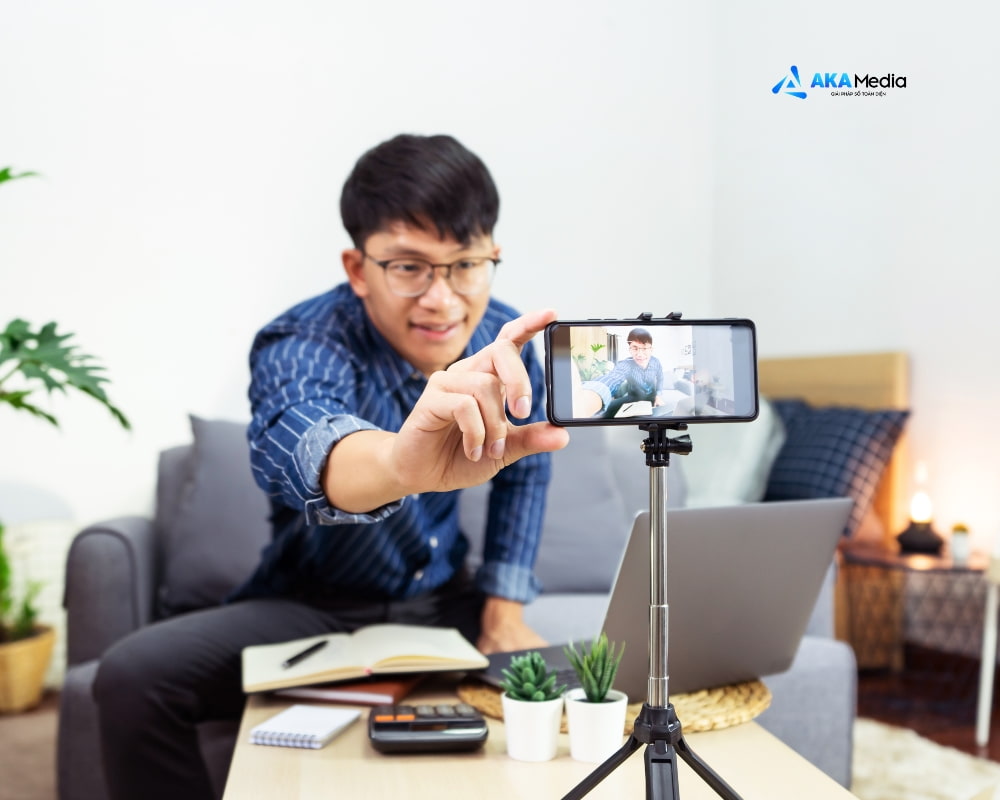 Livestream hứa hẹn sẽ là định dạng nội dung thu hút người xem, có tỉ lệ chuyển đổi lớn trên Tiktok