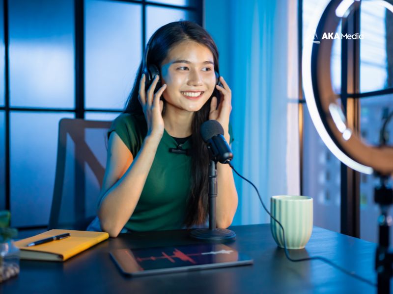 Content Creator thường được doanh nghiệp lựa chọn để xây dựng nội dung dài hạn, đảm bảo tính nhất quán và phù hợp với định hướng thương hiệu